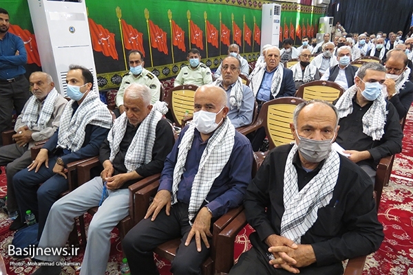 دشمن می‌خواهد به شکل غیر نظامی ایران را تحت سلطه درآورد