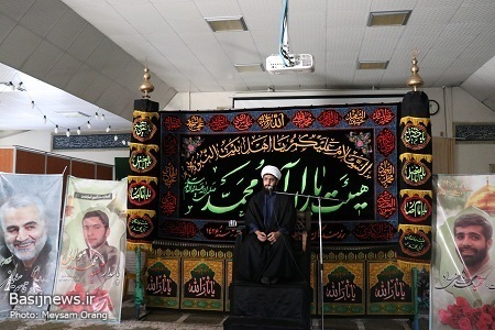 برگزاری مراسم روضه سرور و سالار شهیدان در تیپ آل محمد(ص)