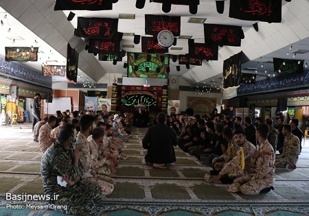 برگزاری مراسم روضه سرور و سالار شهیدان در تیپ آل محمد(ص)