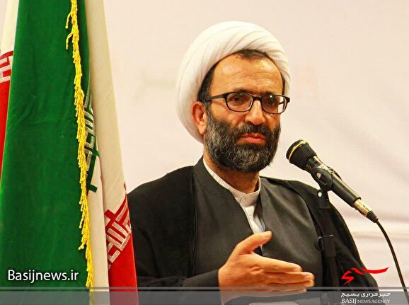 دشمنان با ایران مستقل و قوی مخالف هستند/ ملت ایران اجازه خدشه به امنیت کشور را نمی دهند