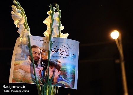 تشییع پیکر شهید مدافع امنیت «امیراحمدی» در شهرک شهید محلاتی