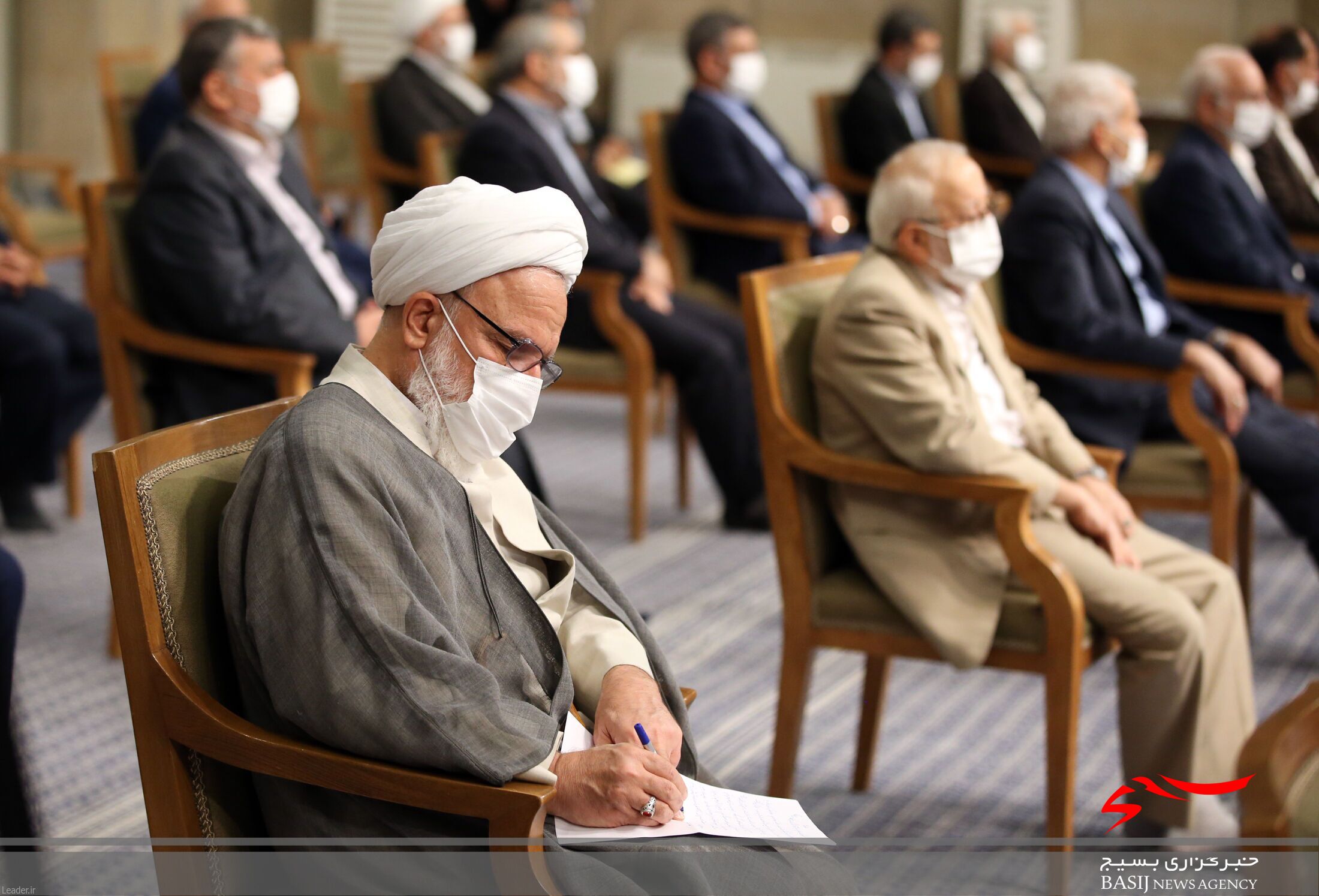 راه علاج دشمنی‌ها، ایستادگی است؛ حوادث جزیی حواس مسئولان را از سازندگی پرت نکند