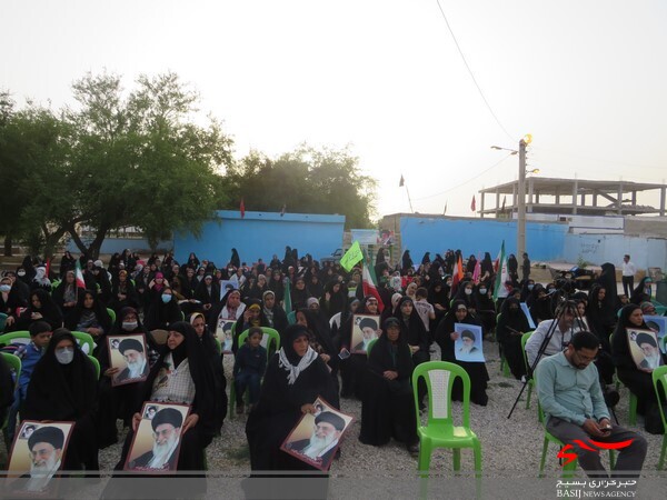 اجتماع بزرگ شیر زنان دیار رئیسعلی در دلوار برگزار شد/گزارش تصویری