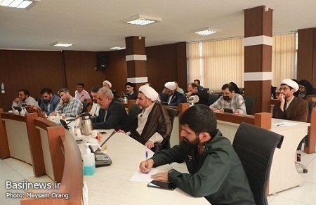 نشست فرمانده سپاه حضرت محمد رسول الله (ص) با جمعی از اساتید دانشگاه آزاد اسلامی