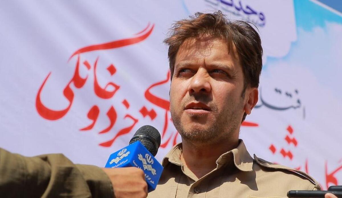 حمایت بسیج سازندگی از ۱۳۰۰ کارگاه اشتغال خرد خانگی/ زمزمه دعای وحدت در بین برادران سنی و شیعه دست در دست هم به نشانه اتحاد
