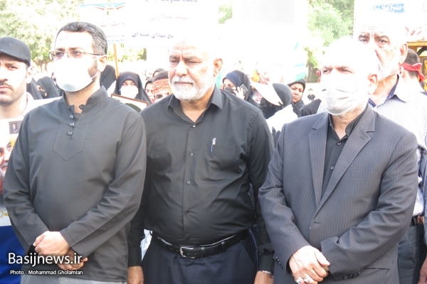 تجمع مردم بوشهر در میدان امام خمینی (ره)