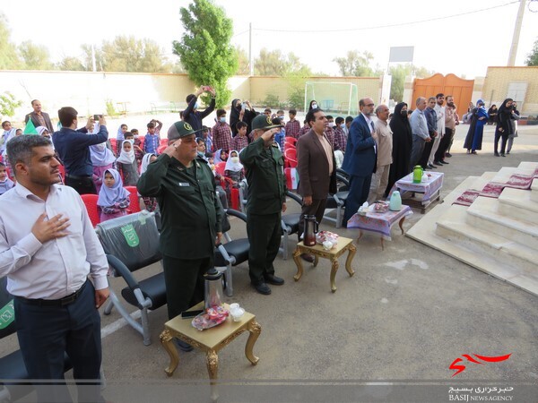 مراسم گرامیداشت 13 آبان در مدرسه شهدای روستای لیلک برگزار شد