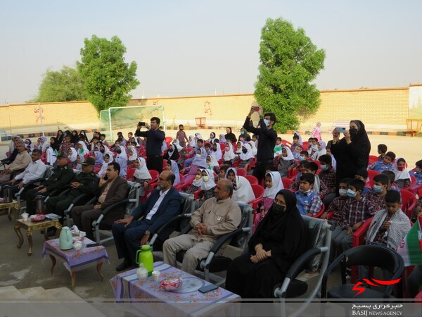 مراسم گرامیداشت 13 آبان در مدرسه شهدای روستای لیلک برگزار شد