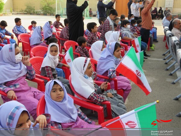 مراسم گرامیداشت 13 آبان در مدرسه شهدای روستای لیلک برگزار شد