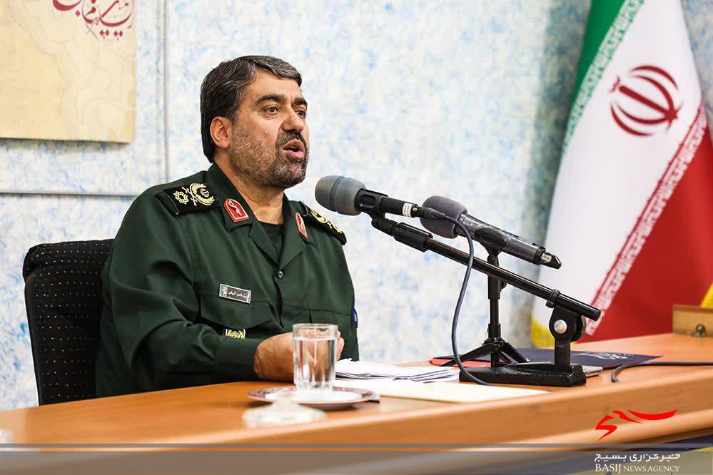 پیشرفت نظام اسلامی دشمن را هراسان کرده است/ انقلاب اسلامی یک امتداد صدها ساله دارد پیشرفت نظام اسلامی دشمن را هراسان کرده است/ انقلاب اسلامی یک امتداد صدها ساله دارد