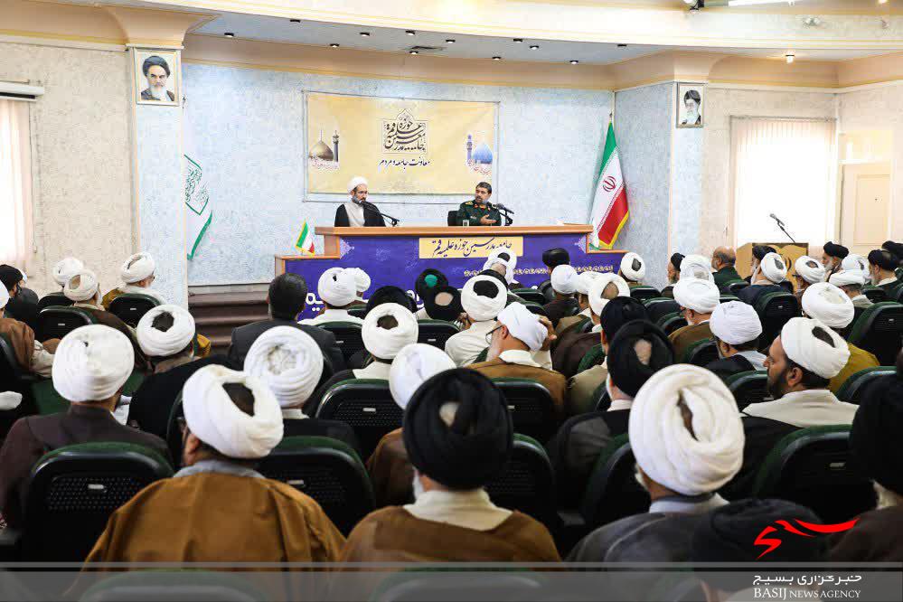 پیشرفت نظام اسلامی دشمن را هراسان کرده است/ انقلاب اسلامی یک امتداد صدها ساله دارد پیشرفت نظام اسلامی دشمن را هراسان کرده است/ انقلاب اسلامی یک امتداد صدها ساله دارد