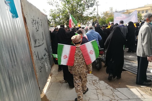 مردم شیراز بیعتی دوباره با آرمان‌های انقلاب، شهدا و رهبری را نشان دادند