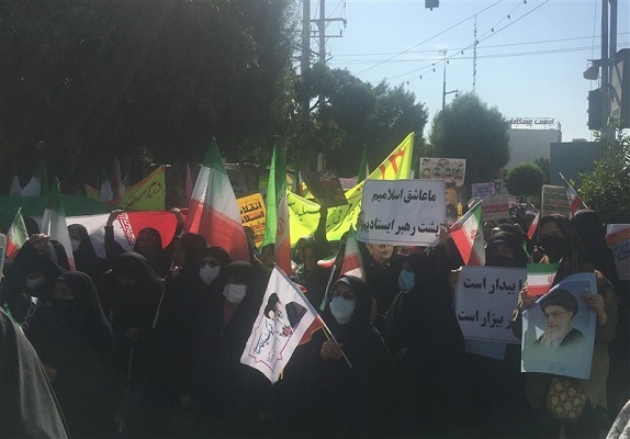 بوشهر در نوار خلیج‌فارس یک صدا مرگ بر آمریکا سر داد