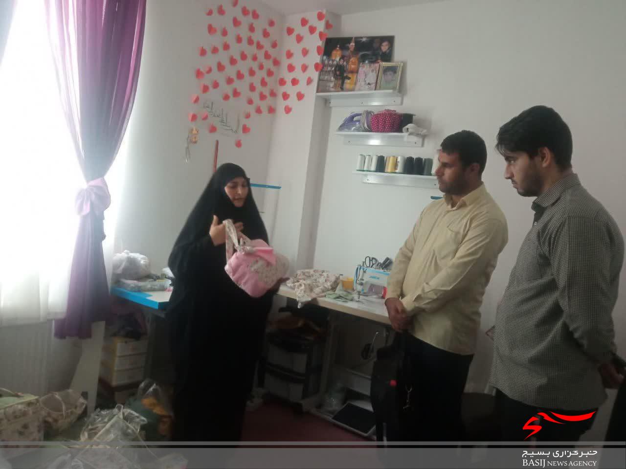 بازدید مسئولان ناحیه امام حسن مجتبی(ع) از کارگاههای اشتغالآفرینی بازدید مسئولان ناحیه امام حسن مجتبی(ع) از کارگاههای اشتغالآفرینی