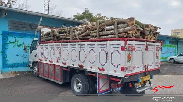 کشف ۲ تن چوب آلات قاچاق جنگلی در اردبیل