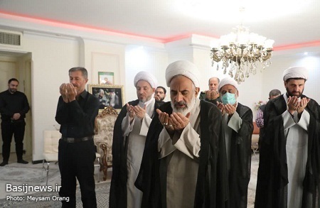 دیدار نماینده ولی فقیه در سپاه با خانواده شهید «آرمان علی‌وردی»