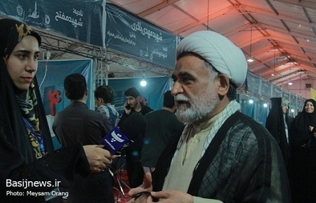 بازدید شهردار تهران و فرمانده سپاه تهران از چهارمین رویداد تولید محتوای دیجیتال بسیج تهران بزرگ