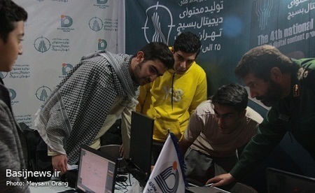 بازدید شهردار تهران و فرمانده سپاه تهران از چهارمین رویداد تولید محتوای دیجیتال بسیج تهران بزرگ