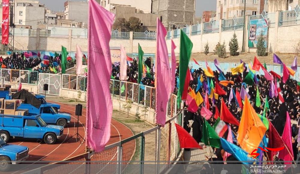 اجتماع ۱۲ هزار نفری جهادگران بسیجی تهران بزرگ برگزار شد