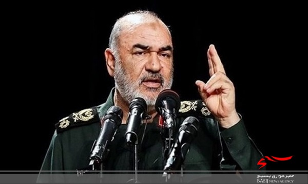 آتش خشم و انتقام ملت ایران اردوگاه شیطان را به سزای اعمال ننگین خود خواهد رساند آتش خشم و انتقام ملت ایران اردوگاه شیطان را به سزای اعمال ننگین خود خواهد رساند