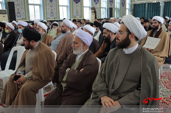 دشمن از طلبه انقلابی عصبانی است / شهید «حسین فهمیده» برای امنیت و ناموس جان داد
