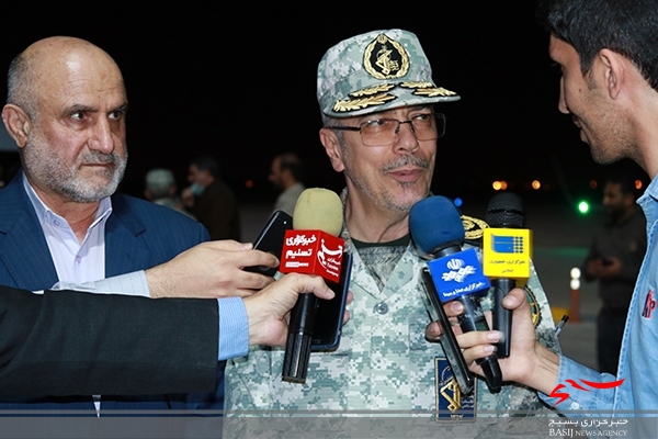 رئیس ستاد کل نیرو‌های مسلّح وارد استان بوشهر شد