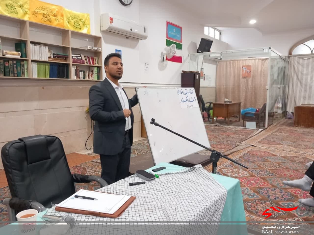 کارگاه اقتصاد مقاومتی و مشاوره کسب و کار در قم برگزار شد