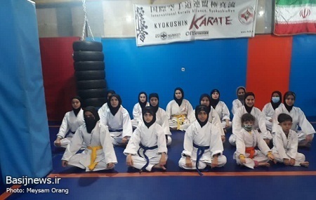 مسابقات کاراته ویژه بانوان بسیجی برگزار شد
