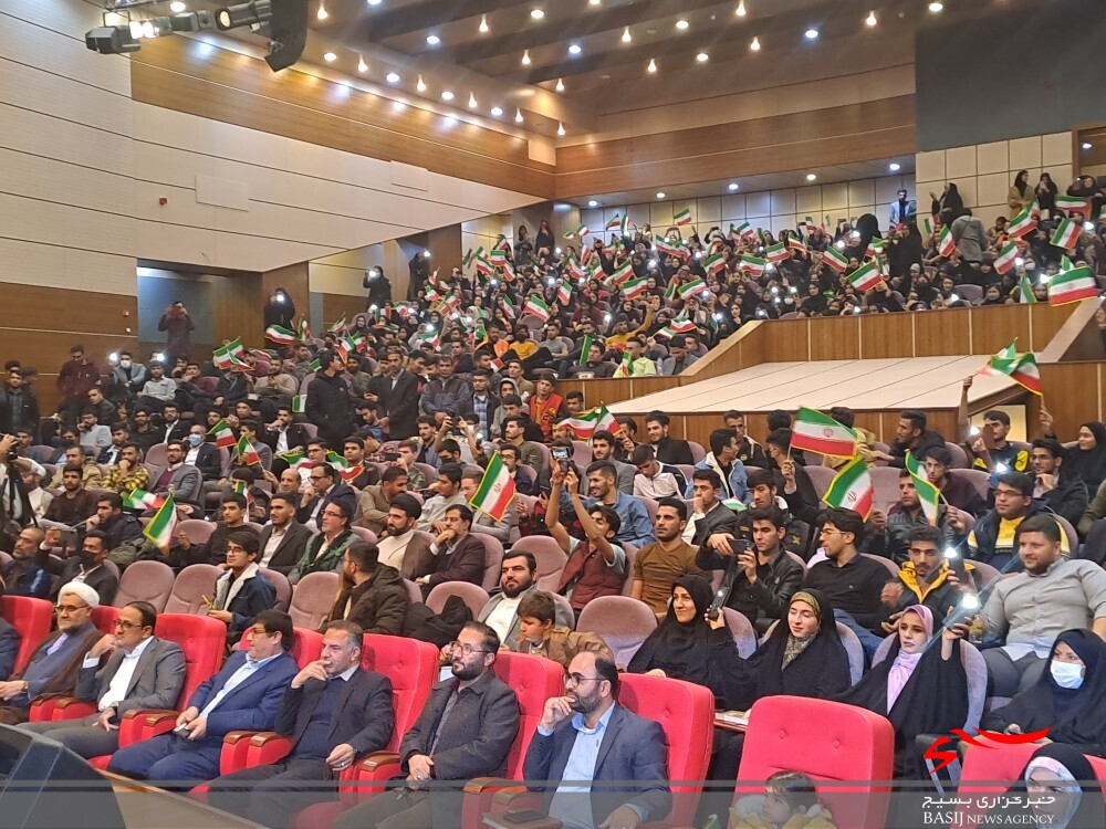 تجمع دانشجویان دانشگاه‌های کهگیلویه و بویراحمد در دانشگاه یاسوج (+ تصاویر )