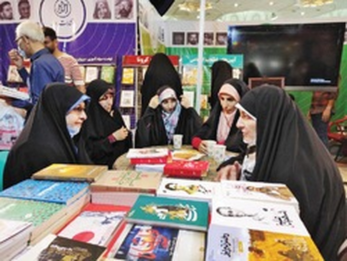اعتماد به نفسی که انقلاب اسلامی به زنان نویسنده داد