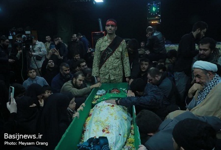 مراسم وداع با شهید مدافع امنیت «حسن مختارزاده» در معراج‌الشهدای تهران