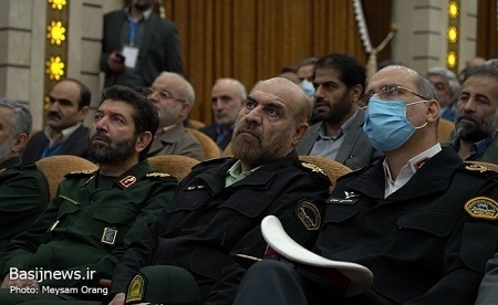هجمه های رسانه ای دشمن بر علیه سپاه و بسیج نشان‌دهنده اثرگذاری این نهادهای مردمی است