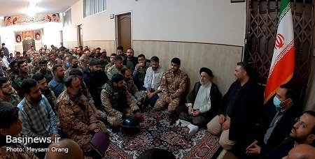 بدنه اجرایی کشور باید از روحیه بسیجی برای کار جهادی استفاده کند