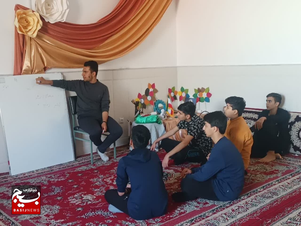 دوره مقدماتی آموزش طراحی و تدوین در پایگاه شهید هاشم پور قم برگزار شد