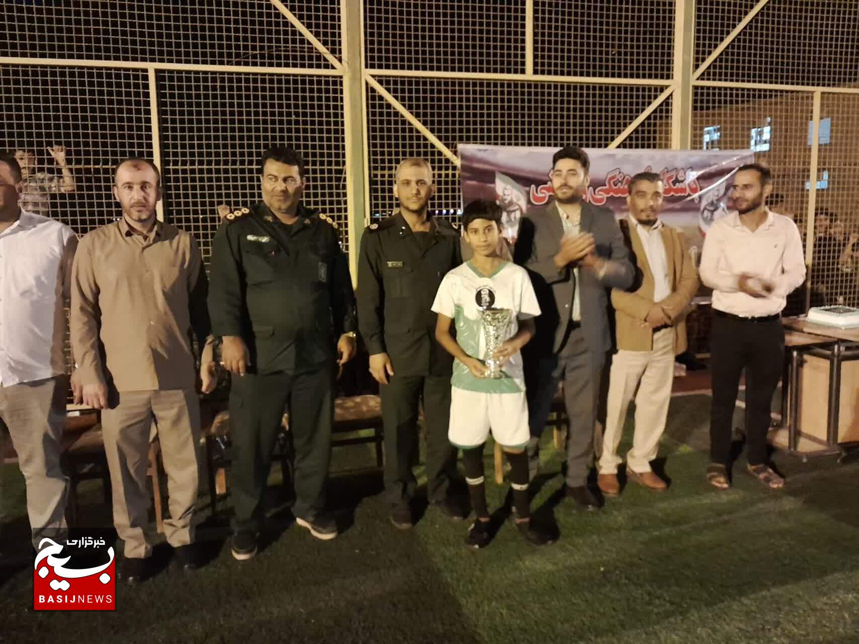 برگزاری فینال مسابقات فوتبال جام رمضان پایگاه غفاری در حمیدیه