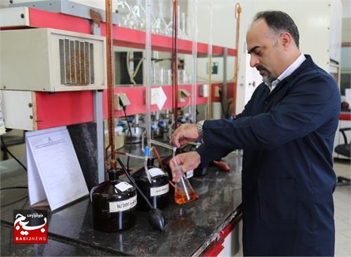 آزمایشگاه های پایانه های نفتی ایران به عنوان ذیصلاح و متخصص در زمینه آزمایشهای نفت خام است آزمایشگاه های پایانه های نفتی ایران به عنوان ذیصلاح و متخصص در زمینه آزمایشهای نفت خام است