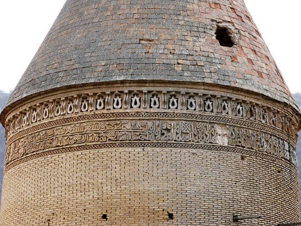 برج رادکان کردکوی نگین معماری دوره صفوی یادگاری از قرن پنجم هجری