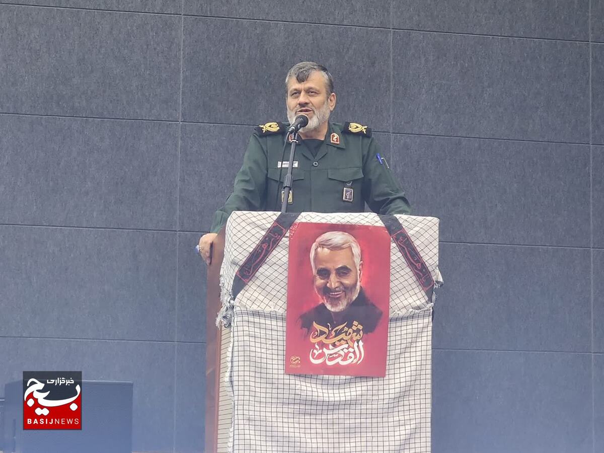 سردار حاج قاسم سلیمانی، شخصیتی فراملی و صاحب مکتب بود