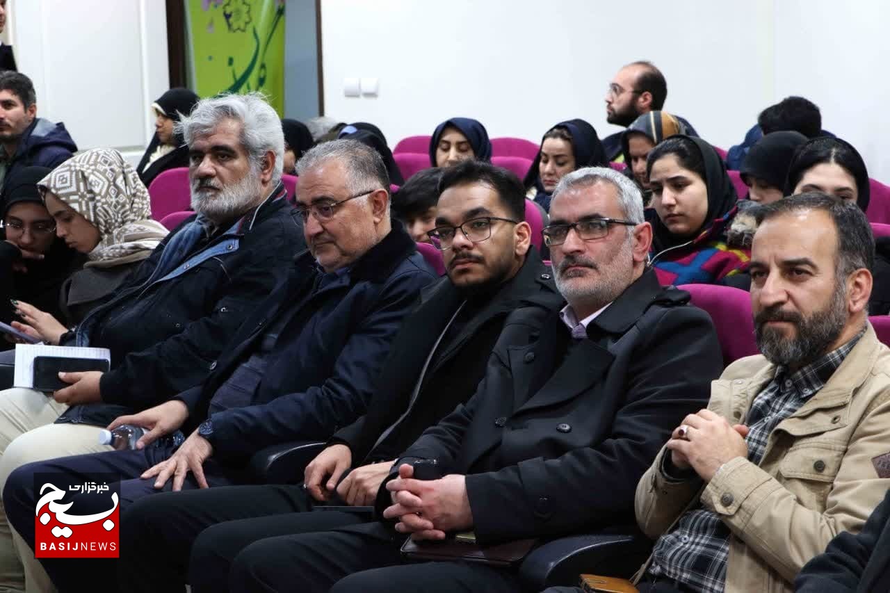 میزبانی اصحاب رسانه آذربایجانشرقی از یادگاران بمباران ۲۷ دی دانشگاه تبریز میزبانی اصحاب رسانه آذربایجانشرقی از یادگاران بمباران ۲۷ دی دانشگاه تبریز