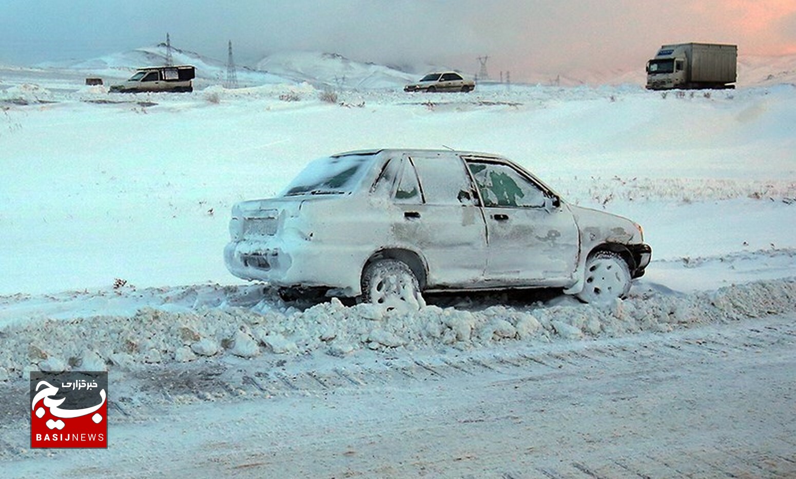 وضعیت آب و هوایی ایران در دومین روز زمستان/ برف و کولاک در ۵ استان/ امدادرسانی به ۱۴۰۰ نفر