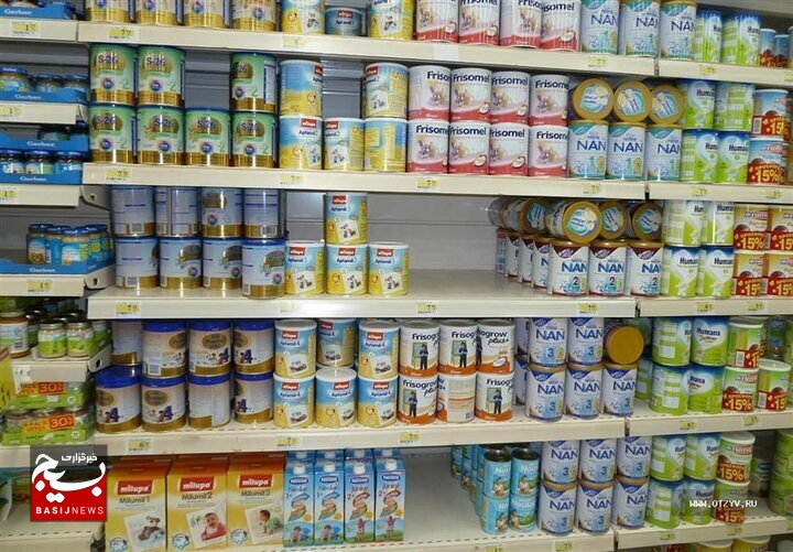 کشف شیر خشک قاچاق از دو فروشگاه در اردبیل