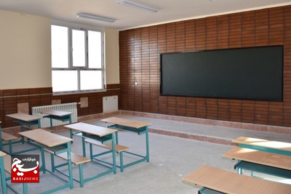 مدرسه ۳۶ کلاسه دارالفنون در اردبیل می‌شود