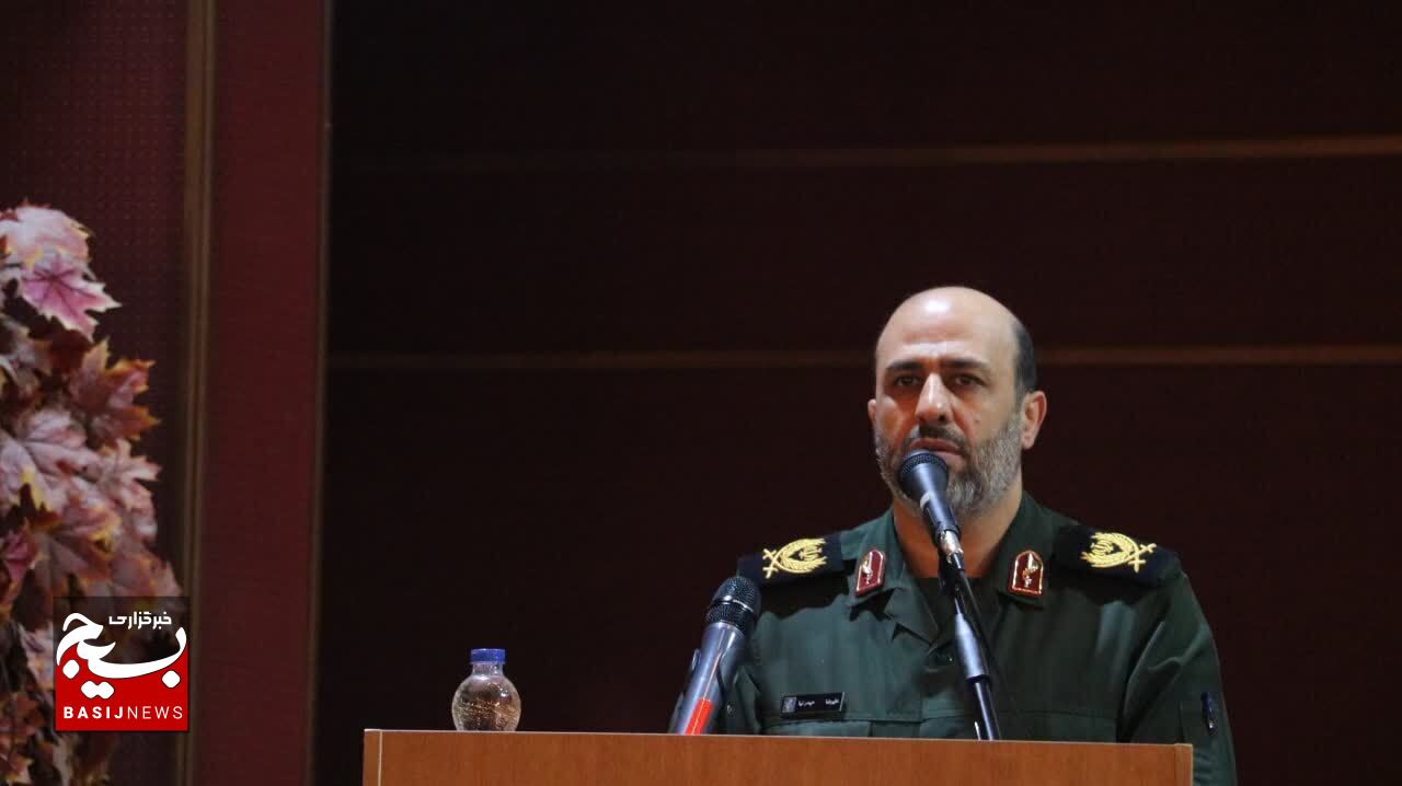 فرمانده سپاه استان البرز در پیامی روز پاسدار را تبریک گفت