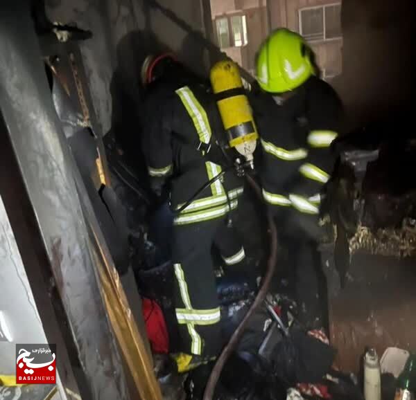مهار آتش‌سوزی واحد مسکونی در اردبیل