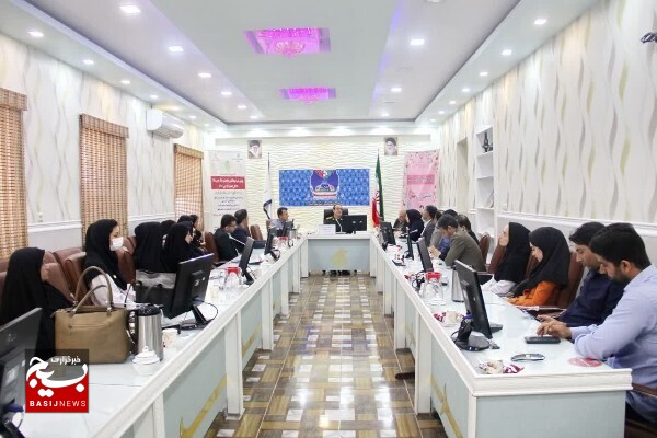 برگزاری نشست جهاد تبیین در مرکز شبکه بهداشت و درمان شهرستان دشتی