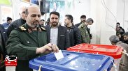 حضور فرمانده سپاه استان البرز پای صندوق رای