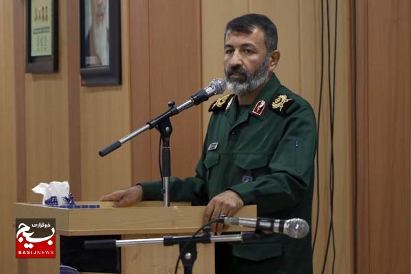 تفکرات شهید مطهری در جامعه گسترش پیدا کند تفکرات شهید مطهری در جامعه گسترش پیدا کند