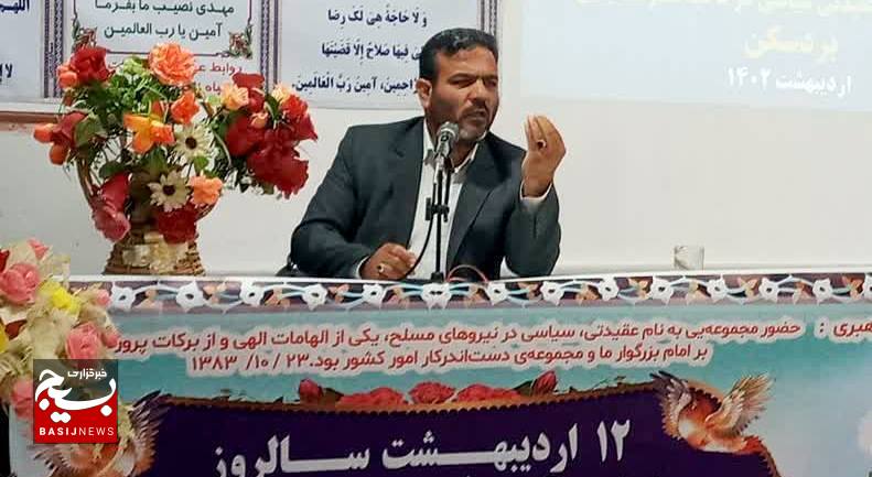 شهید مطهری اسوه جهاد تبیین در زمان خودش بود