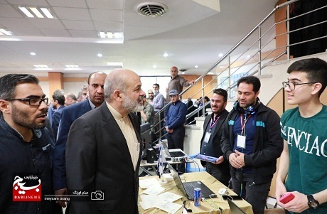 بازدید وزیر کشور از تولیدات دیجیتالی بسیج تهران بزرگ با موضوع محلات اسلامی