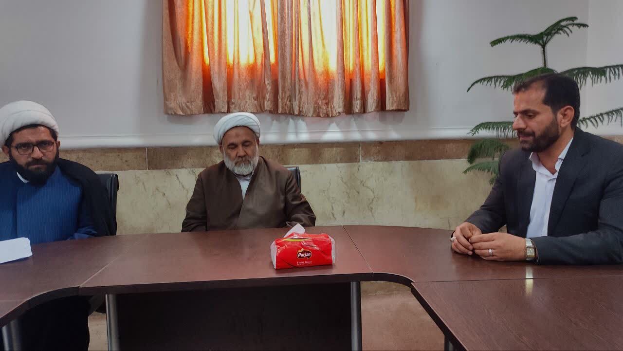 آغاز تعاملات معاون جوان آموزش و پرورش استان با روسای حوزه های علمیه کهگیلویه و بویراحمد